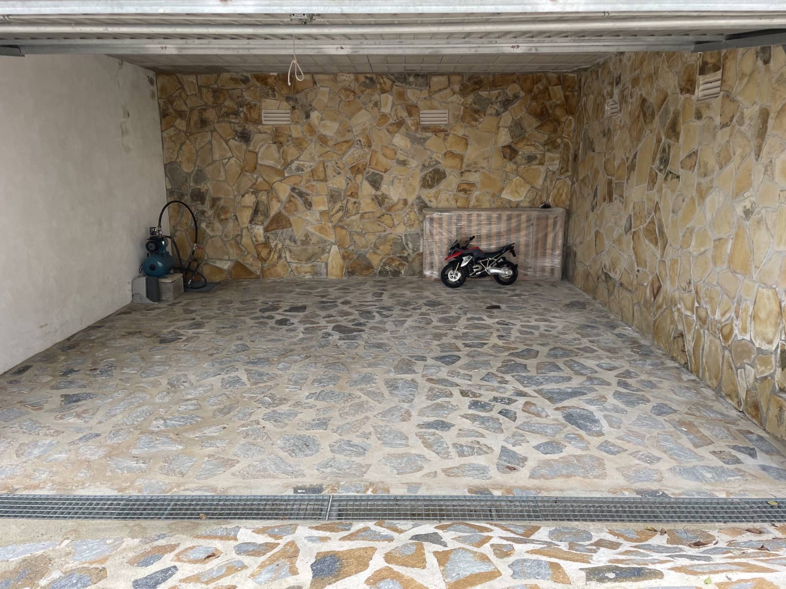 4 bedroom Villa for sale in Calpe / Calp with pool garage - € 1,250,000 (Ref: 8360699)