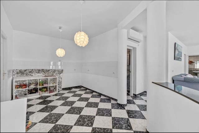 4 soveværelse Villa til salg i Calpe / Calp med swimmingpool garage - € 1.400.000 (Ref: 8360699)