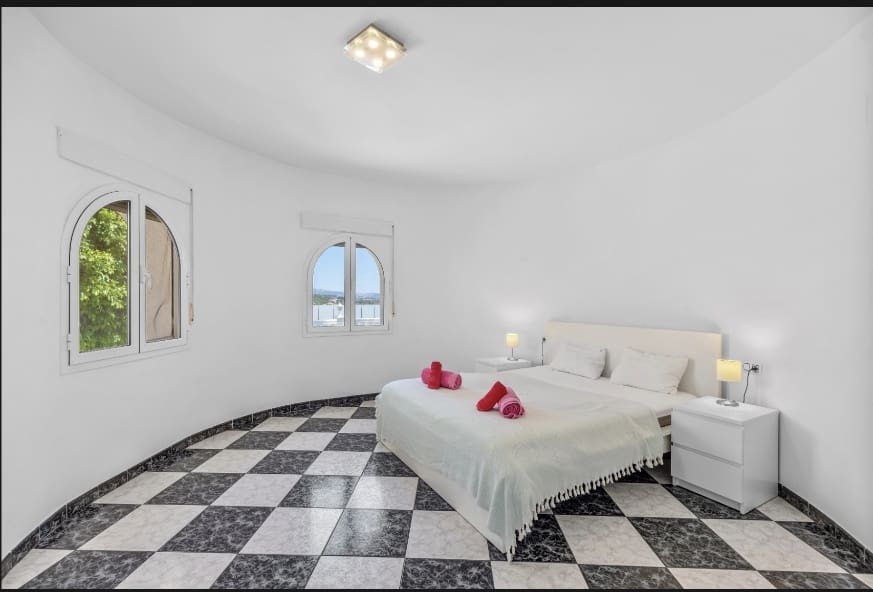 4 camera da letto Villa in vendita in Calpe / Calp con piscina garage - 1.400.000 € (Rif: 8360699)