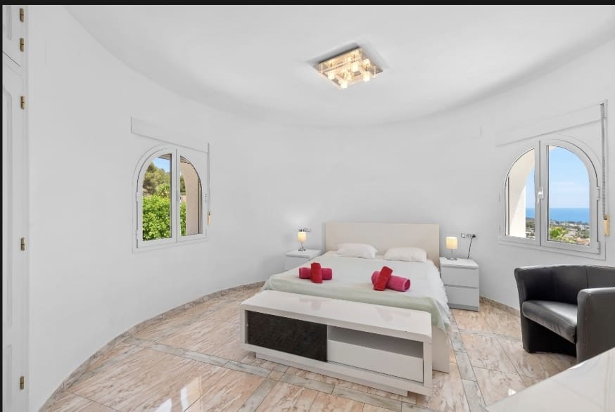 4 camera da letto Villa in vendita in Calpe / Calp con piscina garage - 1.400.000 € (Rif: 8360699)