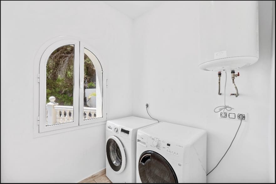4 camera da letto Villa in vendita in Calpe / Calp con piscina garage - 1.400.000 € (Rif: 8360699)