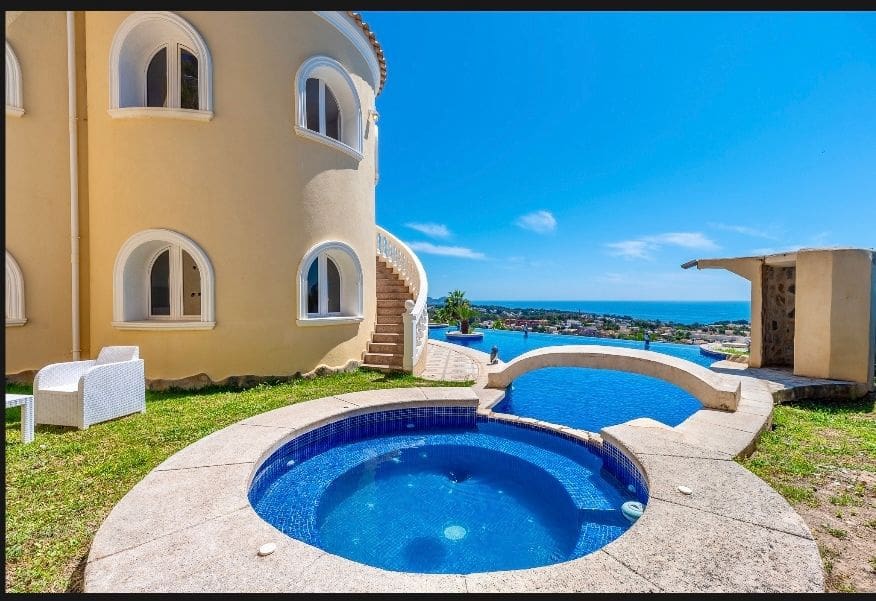 4 camera da letto Villa in vendita in Calpe / Calp con piscina garage - 1.400.000 € (Rif: 8360699)