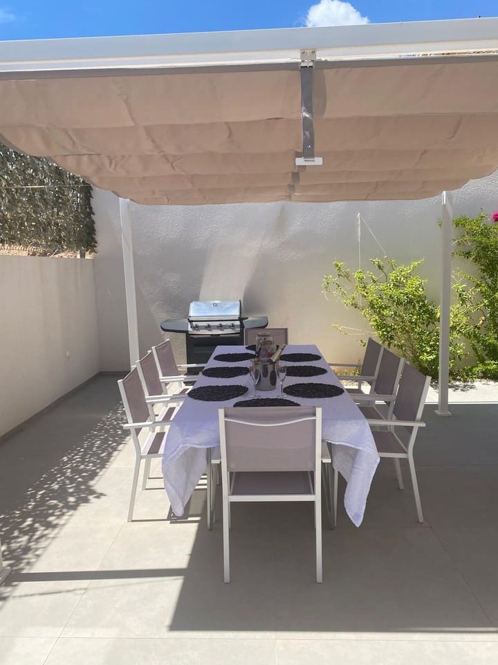 5 soveværelse Villa til salg i Polop med swimmingpool garage - € 795.000 (Ref: 8394405)