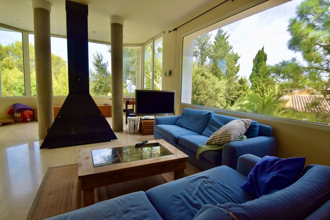 6 bedroom Villa for sale in Denia with pool garage - € 1,050,000 (Ref: 8714220)