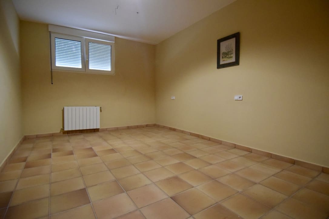 6 bedroom Villa for sale in Denia with pool garage - € 1,050,000 (Ref: 8714220)