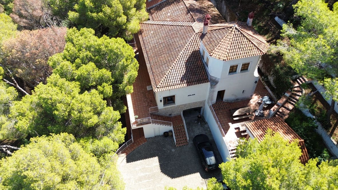 6 soveværelse Villa til salg i Denia med swimmingpool garage - € 2.800.000 (Ref: 8714221)