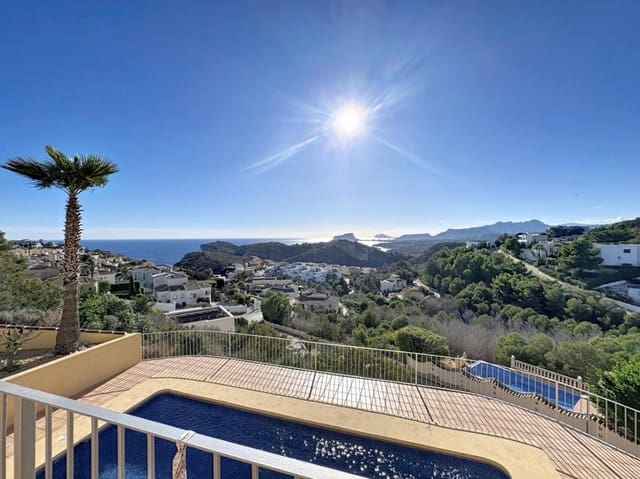 3 soverom Villa til salgs i Benitachell / Benitatxell med svømmebasseng garasje - € 695 000 (Ref: 8735997)