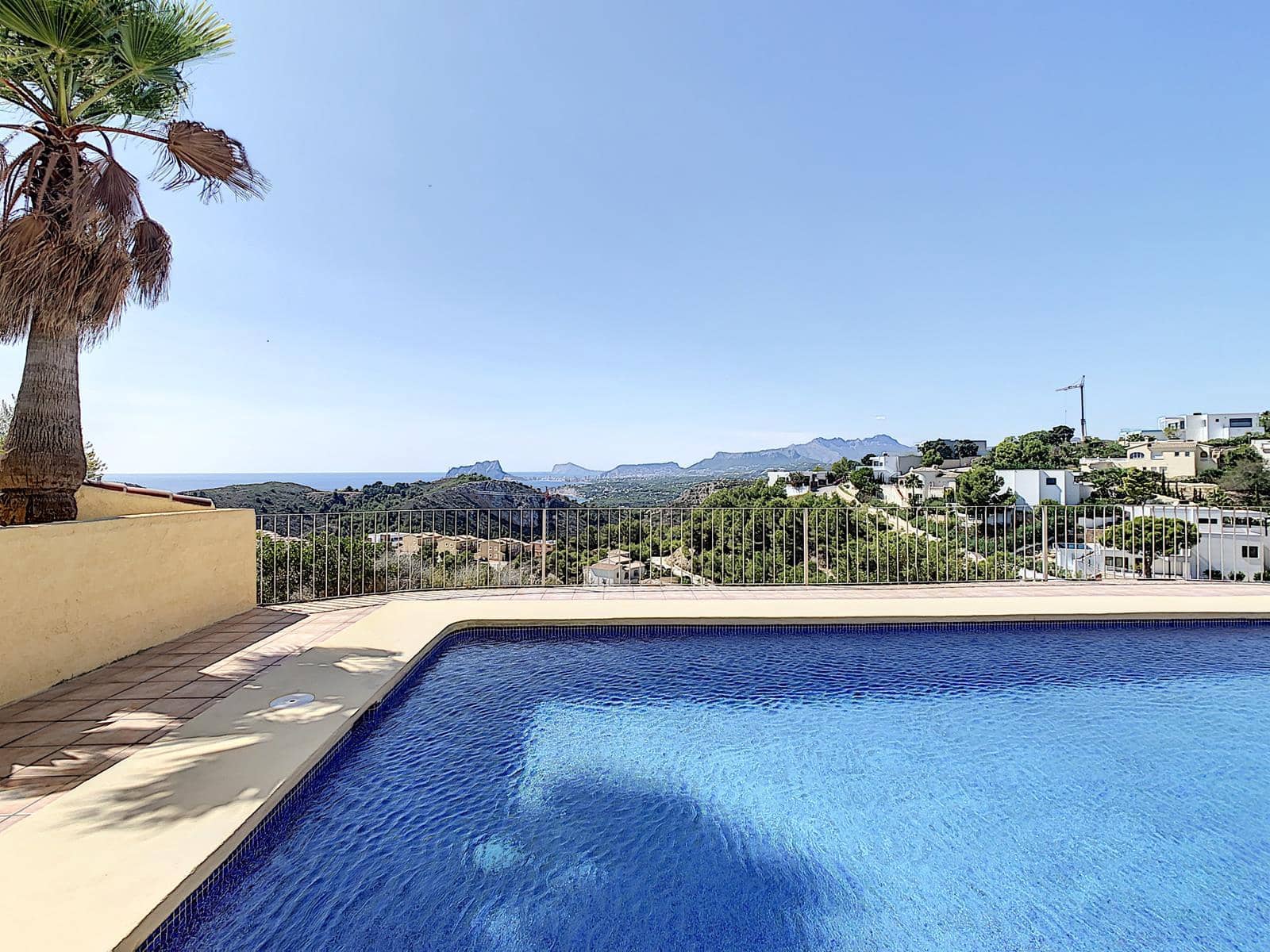 3 soveværelse Villa til salg i Benitachell / Benitatxell med swimmingpool garage - € 695.000 (Ref: 8735997)