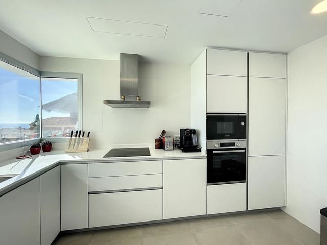 4 bedroom Villa for sale in Benitachell / Benitatxell with pool garage - € 1,295,000 (Ref: 8751571)