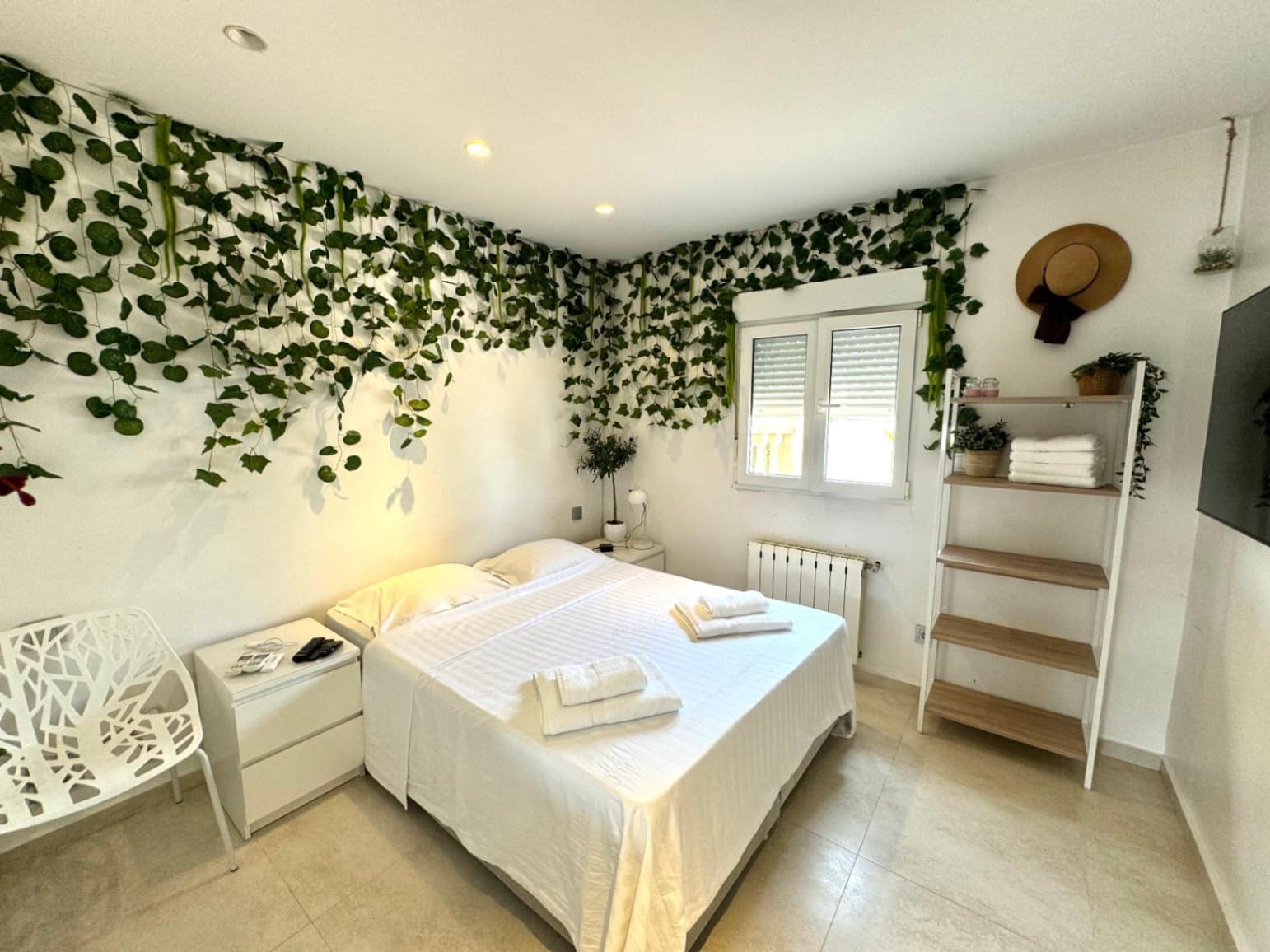 5 bedroom Villa for sale in La Nucia with pool garage - € 790,000 (Ref: 8771055)