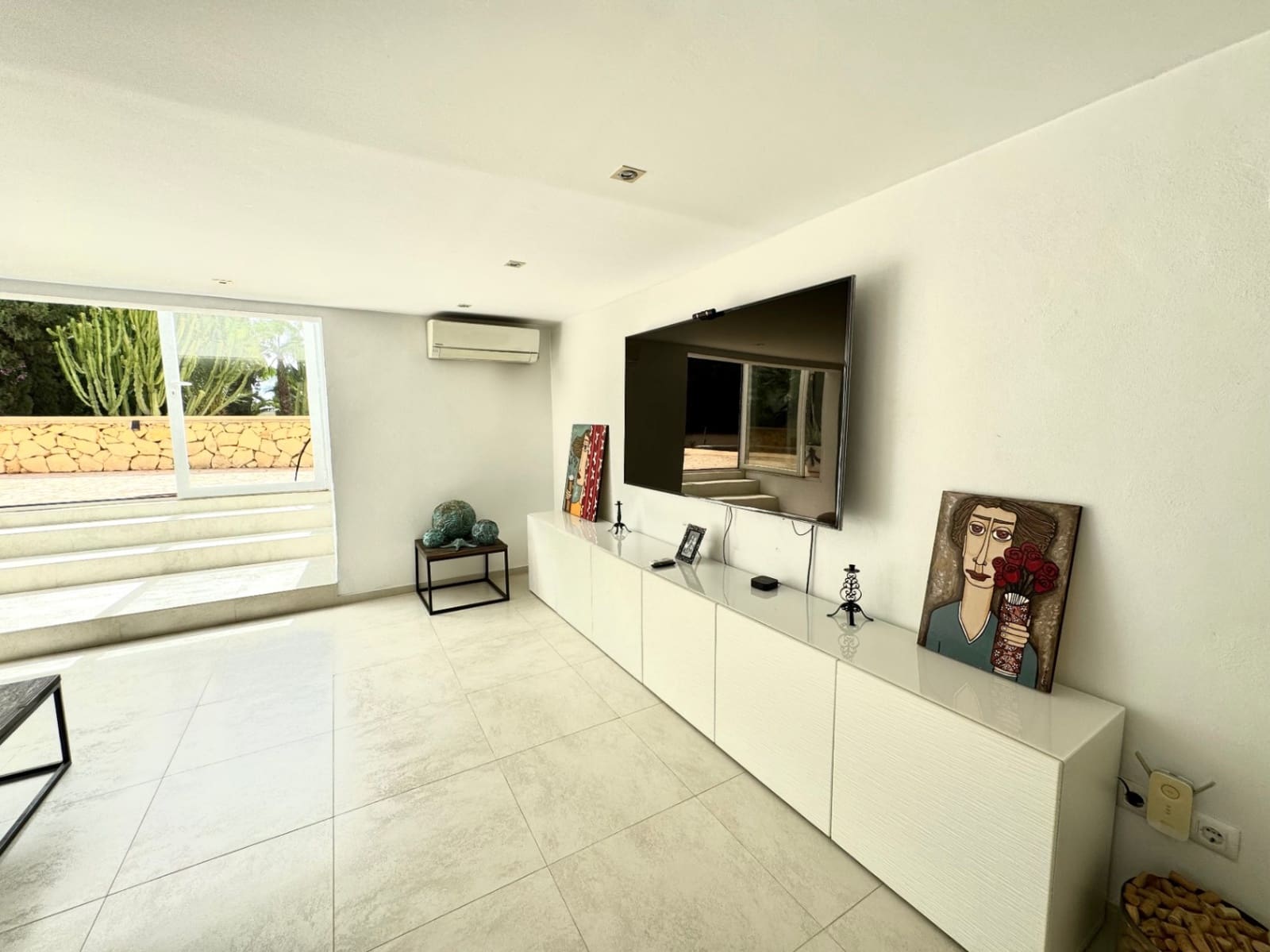 5 bedroom Villa for sale in La Nucia with pool garage - € 790,000 (Ref: 8771055)