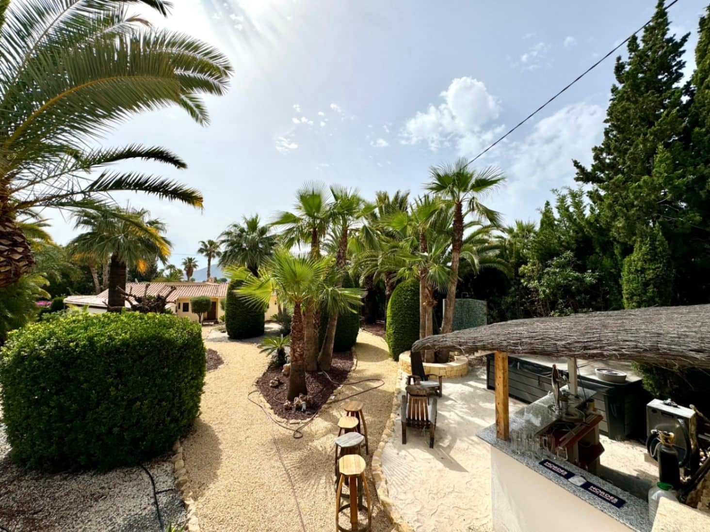 5 bedroom Villa for sale in La Nucia with pool garage - € 790,000 (Ref: 8771055)