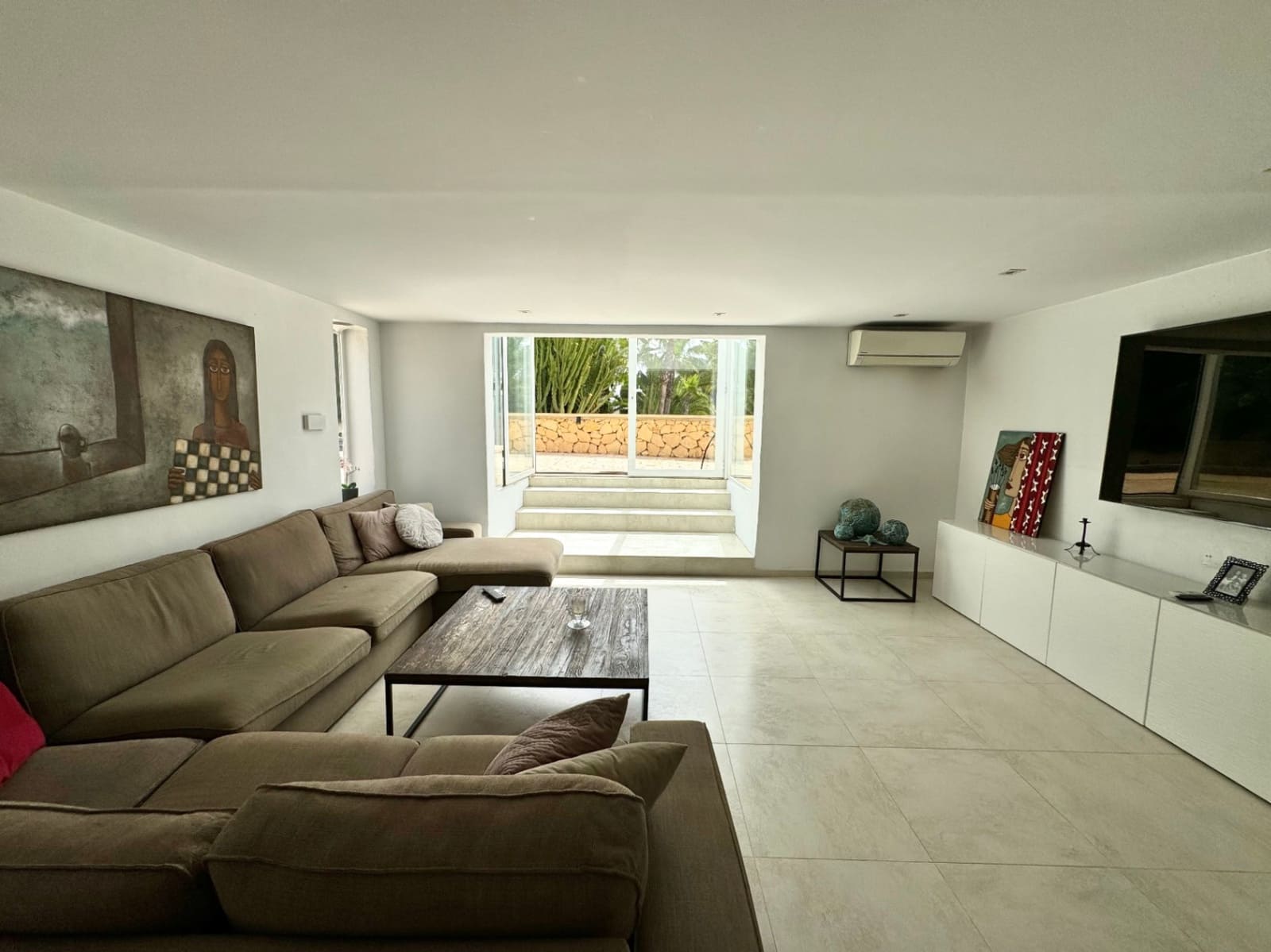 5 bedroom Villa for sale in La Nucia with pool garage - € 790,000 (Ref: 8771055)