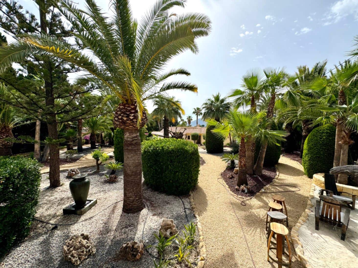 5 bedroom Villa for sale in La Nucia with pool garage - € 790,000 (Ref: 8771055)