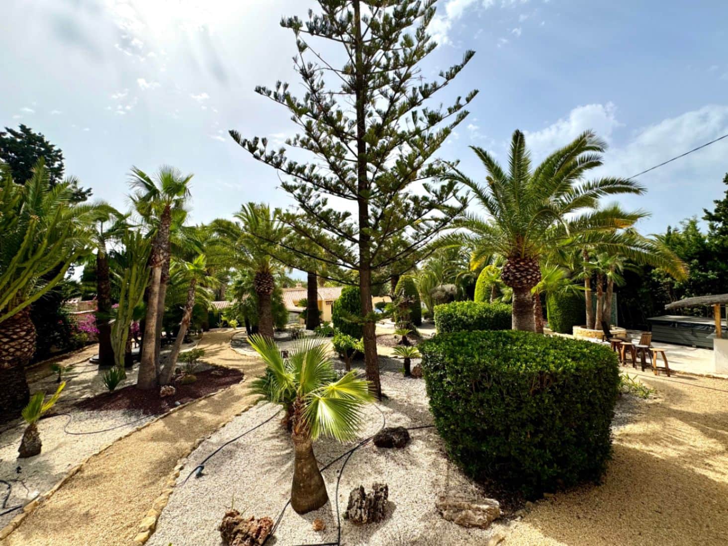 5 bedroom Villa for sale in La Nucia with pool garage - € 790,000 (Ref: 8771055)