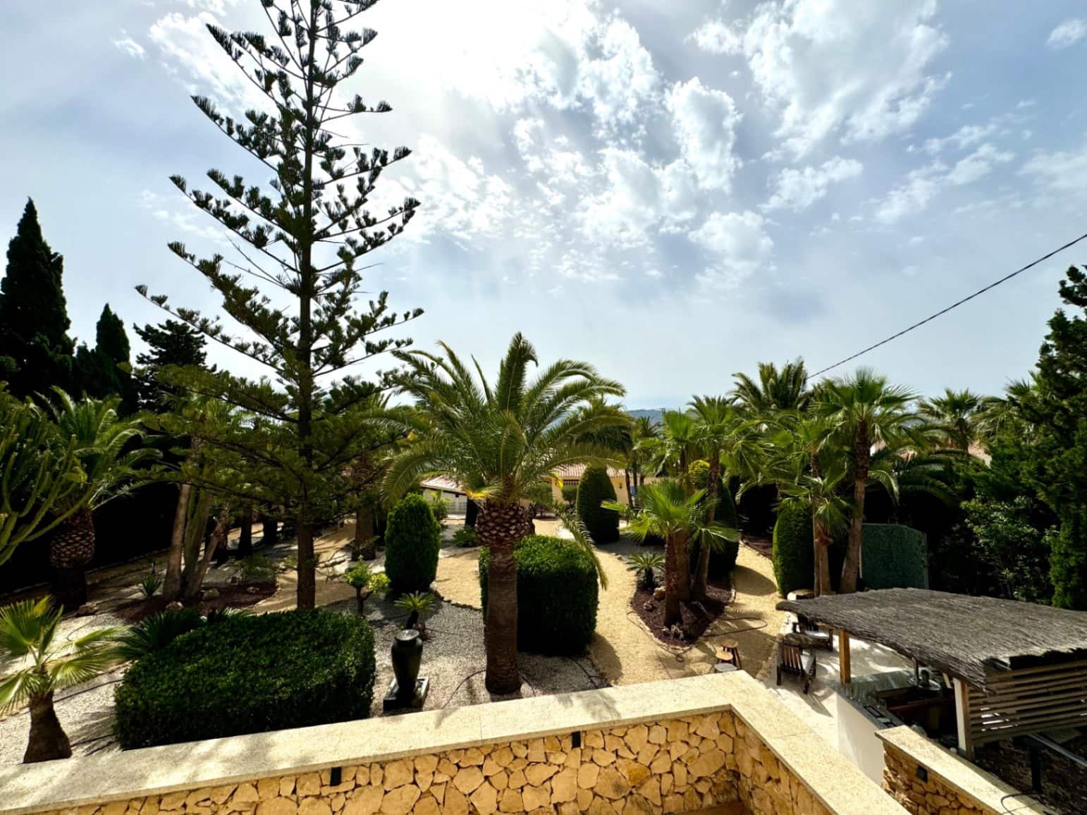 5 bedroom Villa for sale in La Nucia with pool garage - € 790,000 (Ref: 8771055)