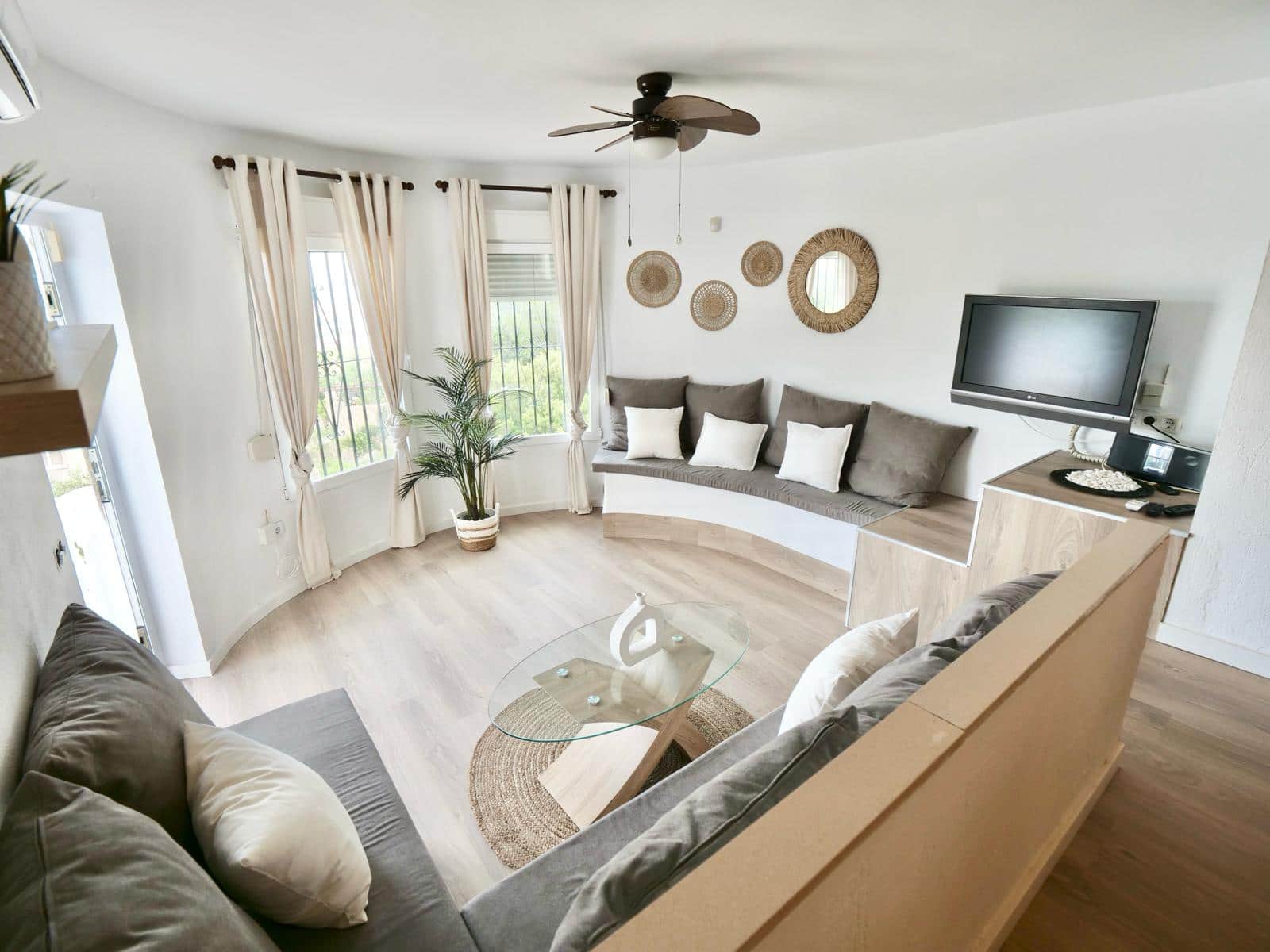 4 soverom Villa til salgs i Denia med svømmebasseng garasje - € 580 000 (Ref: 8771057)