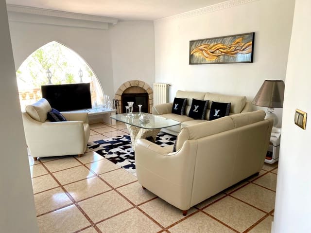 Chalet de 4 habitaciones en Moraira, Teulada-Moraira en venta con piscina - 1.190.000 € (Ref: 8771059)
