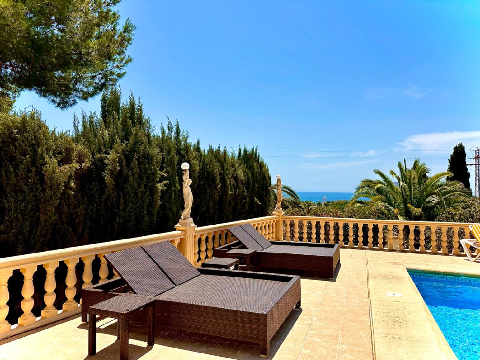 4 soverom Villa til salgs i Moraira med svømmebasseng - € 1 190 000 (Ref: 8771059)