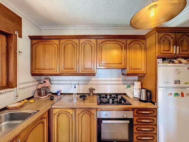 4 quarto Moradia para venda em Benitachell / Benitatxell com piscina garagem - 619 000 € (Ref: 8814805)