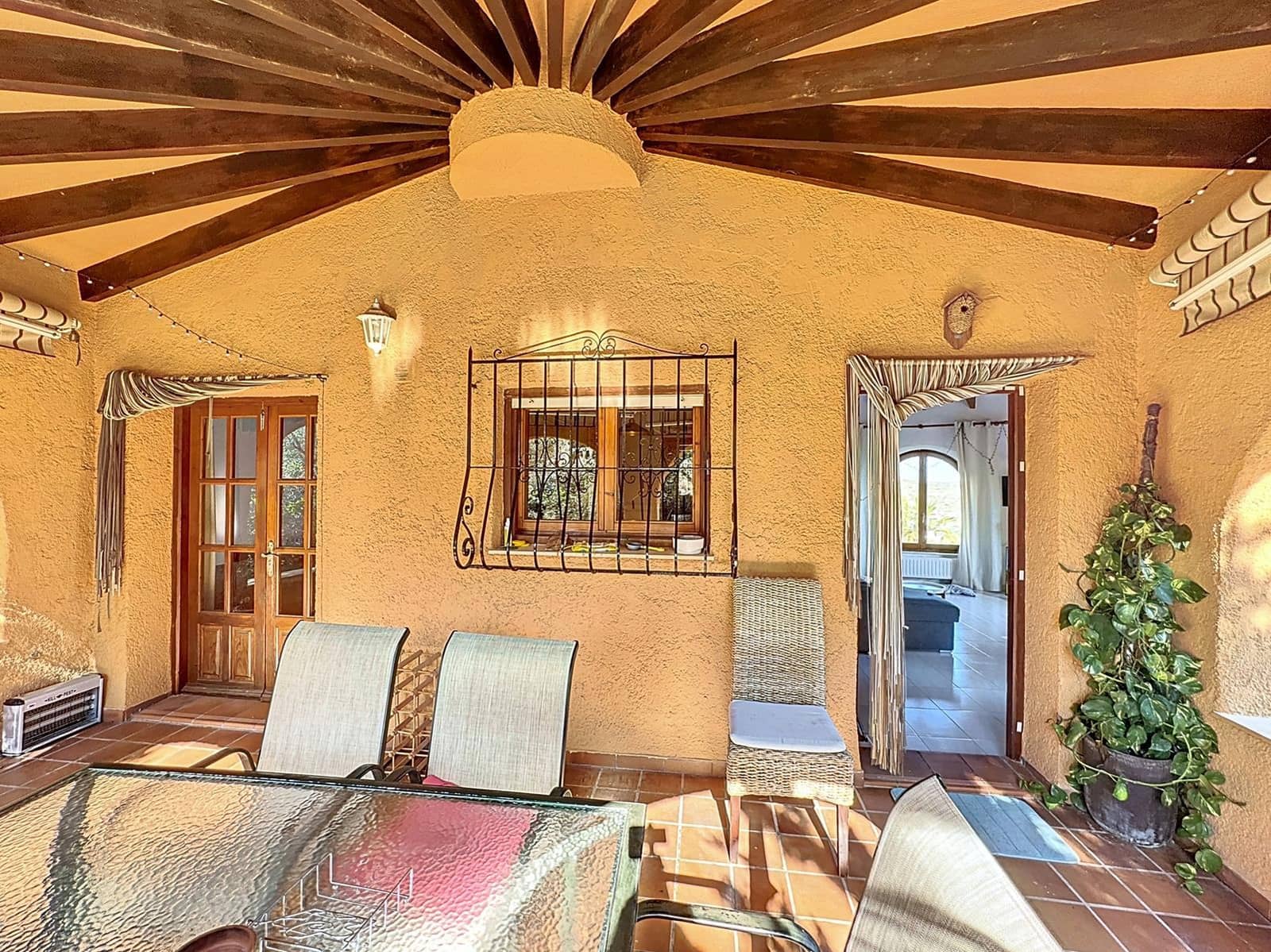 4 bedroom Villa for sale in Benitachell / Benitatxell with pool garage - € 619,000 (Ref: 8814805)