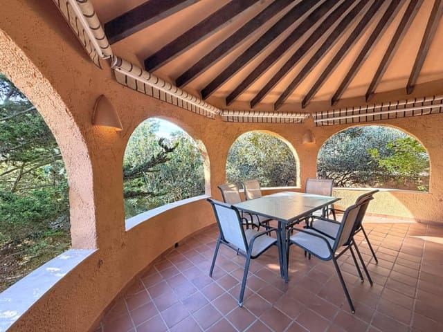 Chalet de 4 habitaciones en Benitachell / Benitatxell en venta con piscina - 619.000 € (Ref: 8814805)