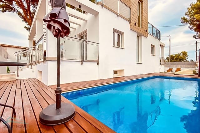 4 makuuhuone Huvila myytävänä paikassa La Nucia mukana 
autotalli - 620 000 € (Ref: 8814812)