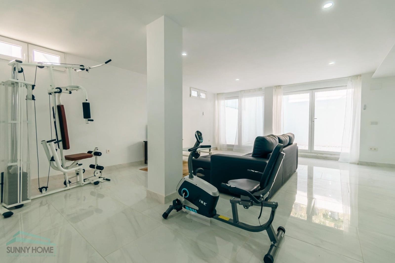 4 soveværelse Villa til salg i La Nucia med garage - € 620.000 (Ref: 8814812)