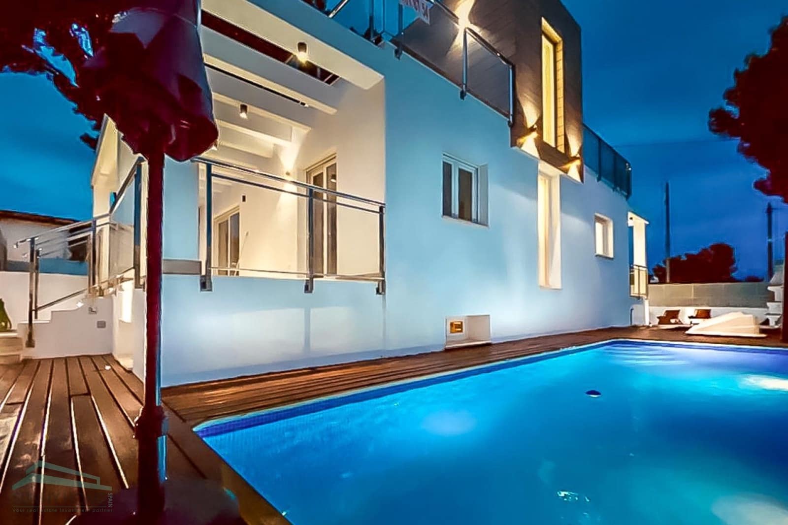 4 soveværelse Villa til salg i La Nucia med garage - € 620.000 (Ref: 8814812)