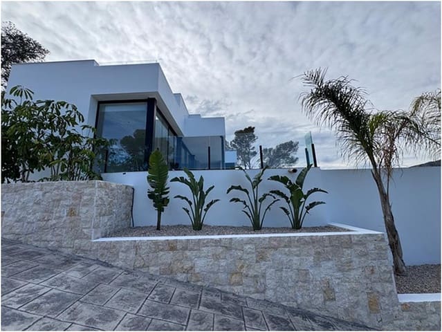 3 Zimmer Villa zu verkaufen in Calpe / Calp - 1.135.000 € (Ref: 8820582)