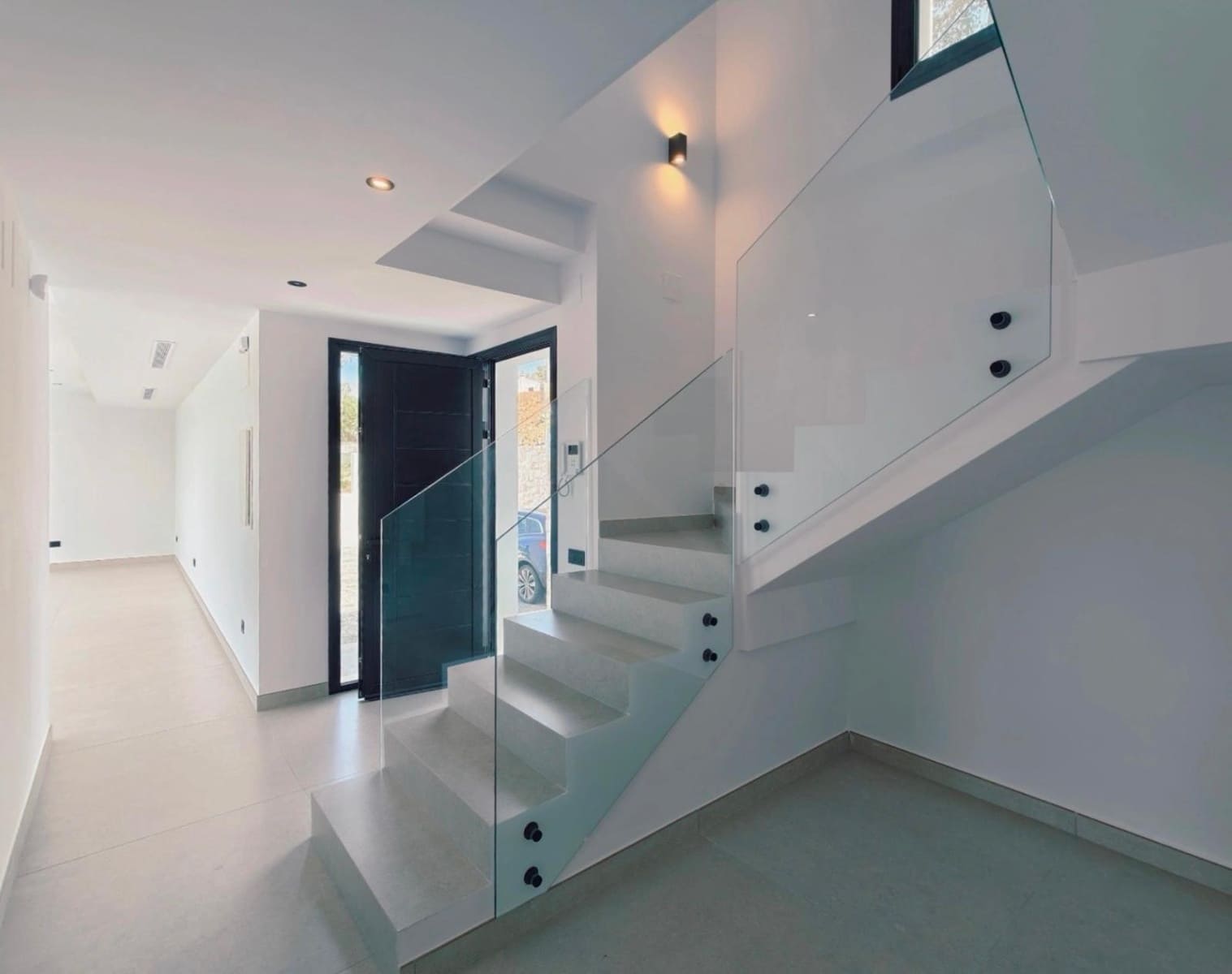 3 bedroom Villa for sale in Calpe / Calp - € 1,135,000 (Ref: 8820582)