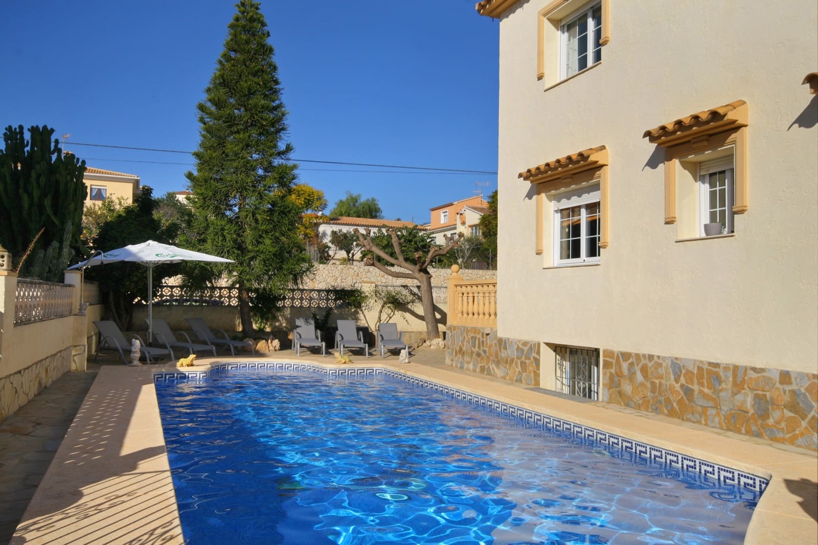 5 chambre Villa/Maison à vendre à Calpe / Calp avec piscine - 675 000 € (Ref: 8903889)