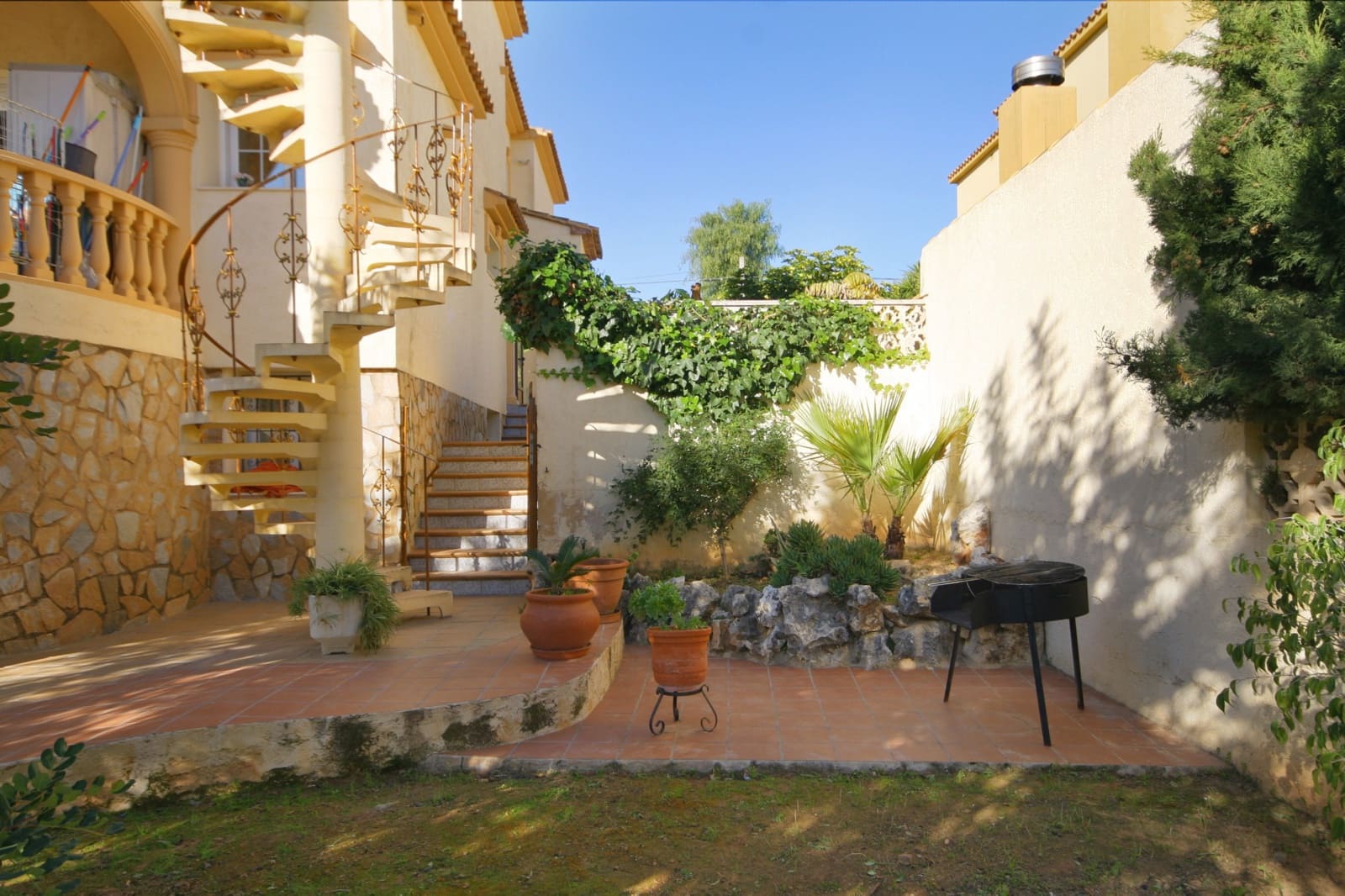 5 chambre Villa/Maison à vendre à Calpe / Calp avec piscine - 675 000 € (Ref: 8903889)