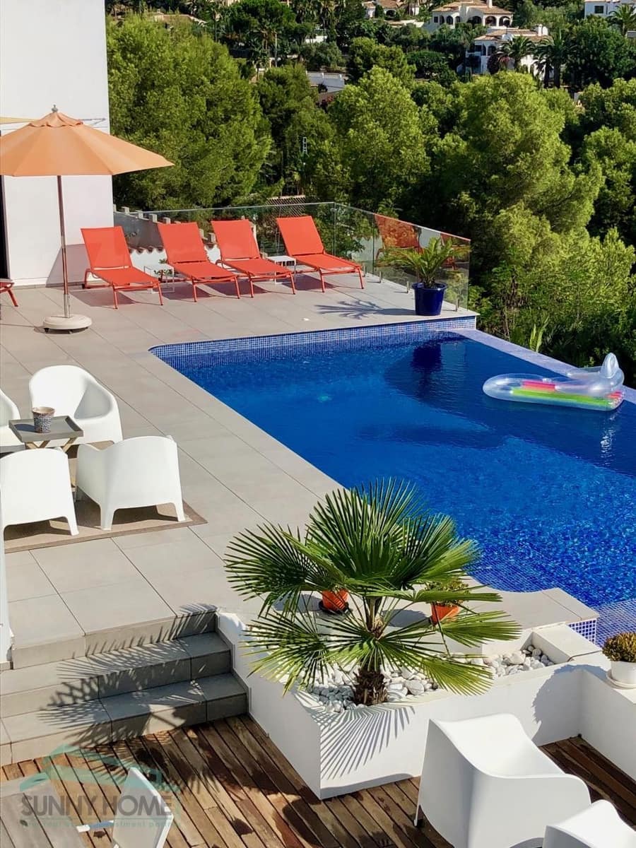 3 soveværelse Villa til salg i Benissa med swimmingpool garage - € 895.000 (Ref: 8905890)