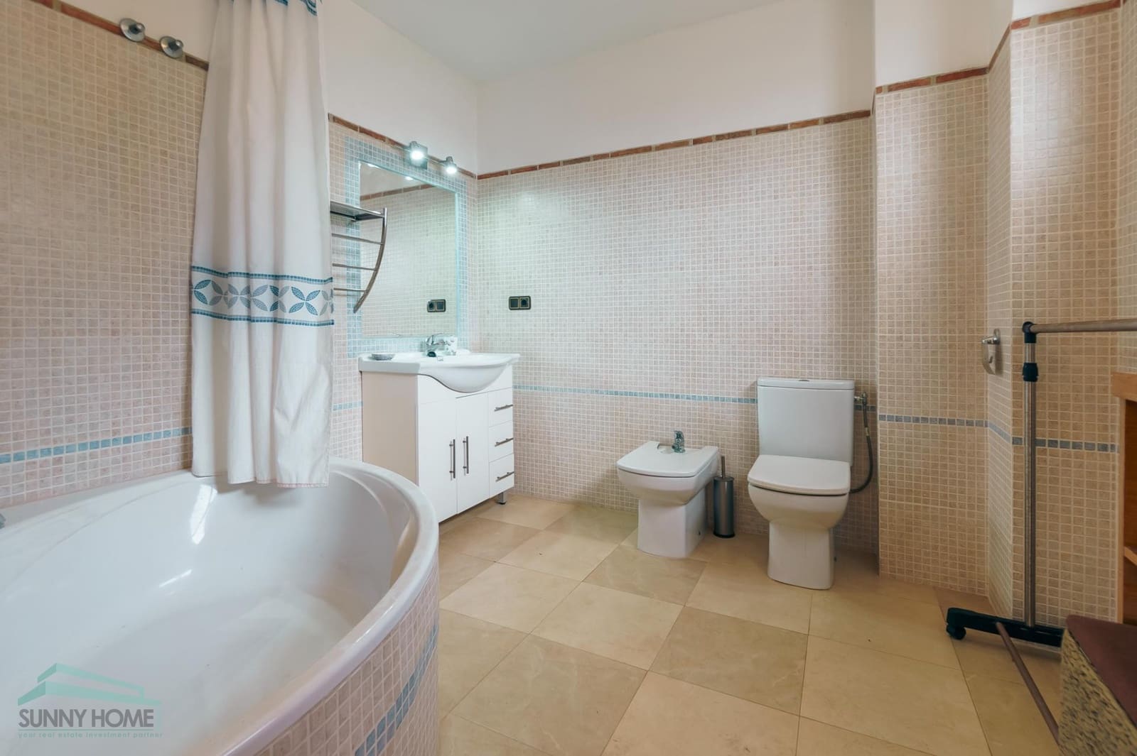 4 chambre Villa/Maison à vendre à Altea avec garage - 645 000 € (Ref: 8907860)