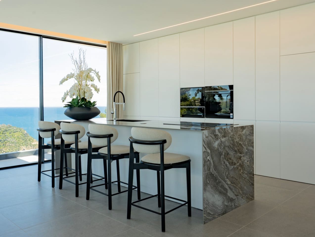 4 bedroom Villa for sale in Javea / Xabia with pool garage - € 4,125,000 (Ref: 8940163)