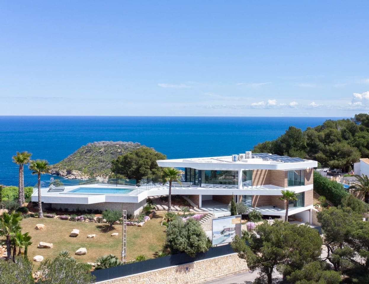 4 bedroom Villa for sale in Javea / Xabia with pool garage - € 4,125,000 (Ref: 8940163)