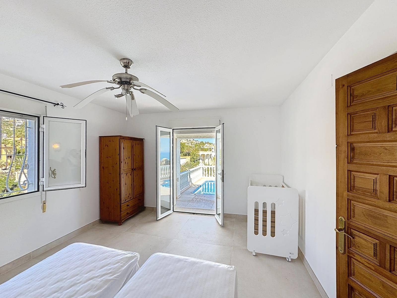 4 soveværelse Villa til salg i Benitachell / Benitatxell med swimmingpool garage - € 765.000 (Ref: 8958269)