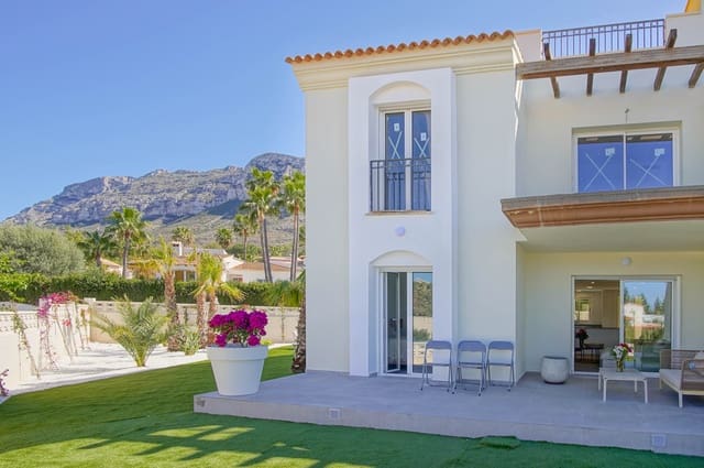 2 soveværelse Lejlighed til salg i Dénia med swimmingpool - € 389.300 (Ref: 9033916)