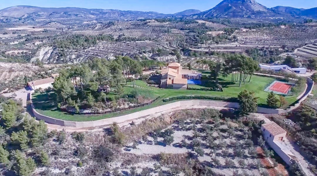 7 soveværelse Villa til salg i Penaguila med swimmingpool garage - € 2.600.000 (Ref: 9033942)