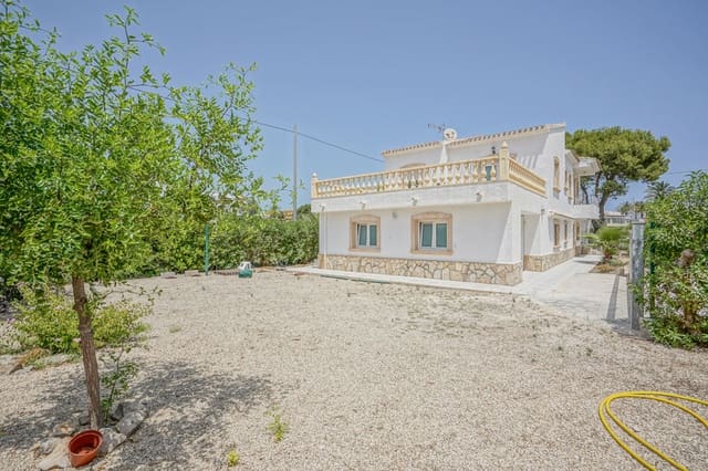 6 makuuhuone Huvila myytävänä paikassa Javea / Xàbia mukana 
autotalli - 996 000 € (Ref: 9033984)