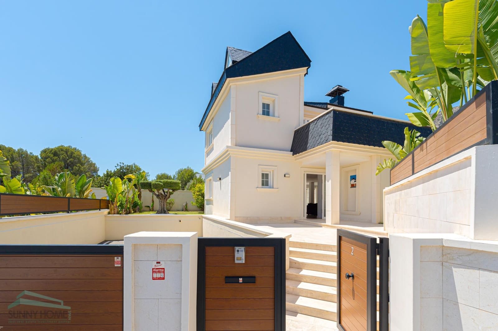 3 makuuhuone Huvila myytävänä paikassa Polop mukana uima-altaan - 490 000 € (Ref: 9034674)