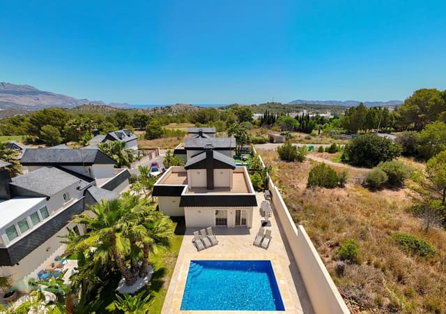 3 makuuhuone Huvila myytävänä paikassa Polop mukana uima-altaan - 490 000 € (Ref: 9034674)