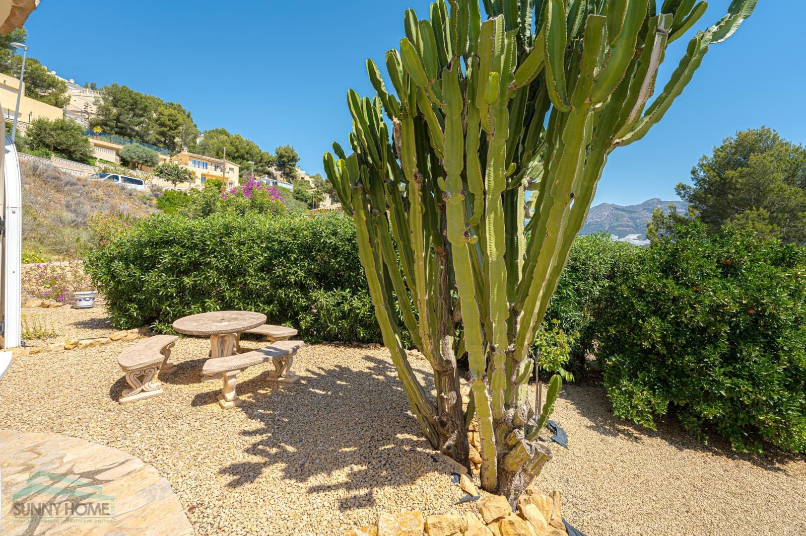 3 makuuhuone Huvila myytävänä paikassa La Nucia mukana uima-altaan - 550 000 € (Ref: 9034678)