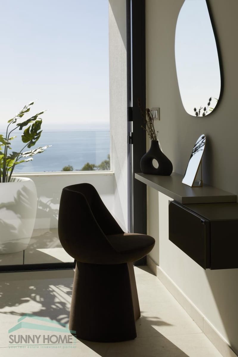 4 makuuhuone Huvila myytävänä paikassa Altea mukana 
autotalli - 2 135 000 € (Ref: 9051415)