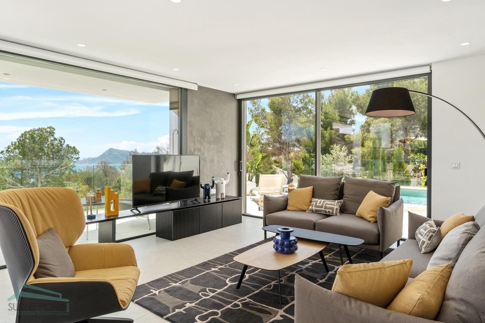 4 makuuhuone Huvila myytävänä paikassa Altea mukana 
autotalli - 2 135 000 € (Ref: 9051415)