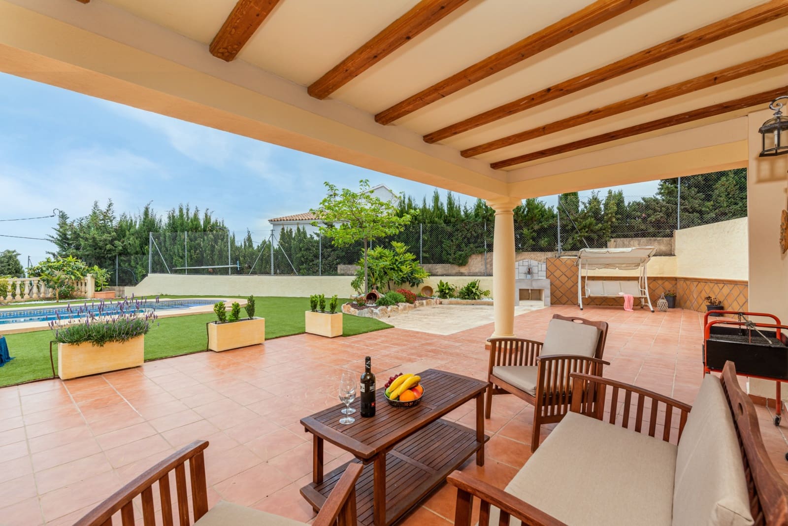 6 bedroom Villa for sale in Calpe / Calp with pool - € 1,200,000 (Ref: 9072613)