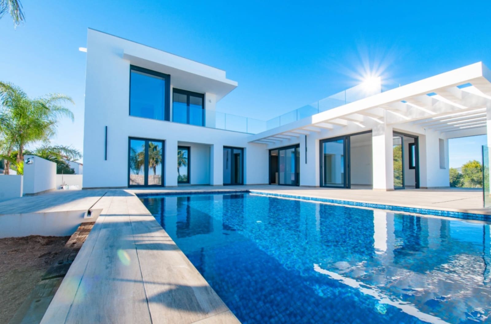 3 soveværelse Villa til salg i Moraira med swimmingpool garage - € 2.250.000 (Ref: 9079831)