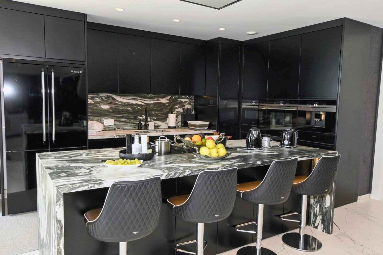 5 soveværelse Villa til salg i Benissa med swimmingpool garage - € 3.300.000 (Ref: 9079841)