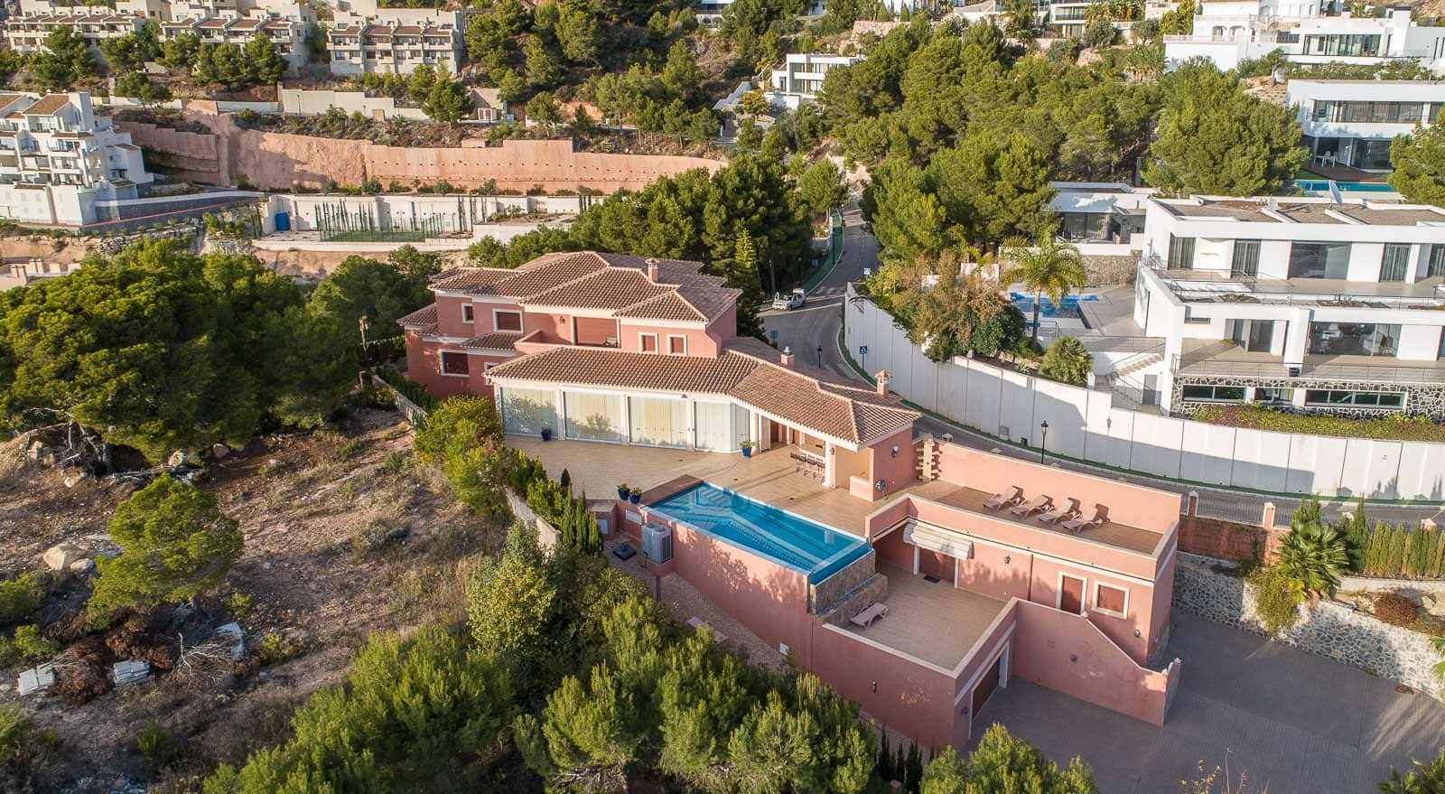 7 bedroom Villa for sale in Altea with pool - € 2,900,000 (Ref: 9103822)